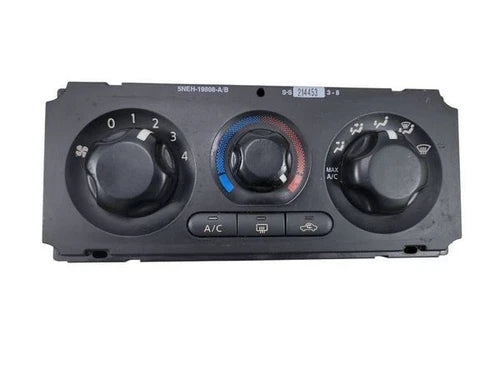 Nissan Xterra HVAC Climate Control Assembly (2005–2008) – Genuine OEM