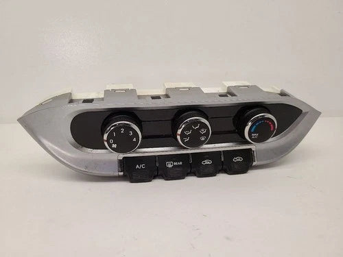 Kia Rio A/C Climate Control Temperature Manual 3 Knobs Unit (2012–2015) – Genuine OEM