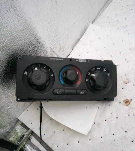 Nissan Frontier Manual HVAC Climate Control Temperature Unit USED (2005–2012) – HVAC Replacement Part