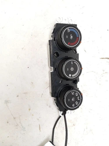 Temperature Control For Mitsubishi Outlander 2013 - 2018 – Genuine OEM