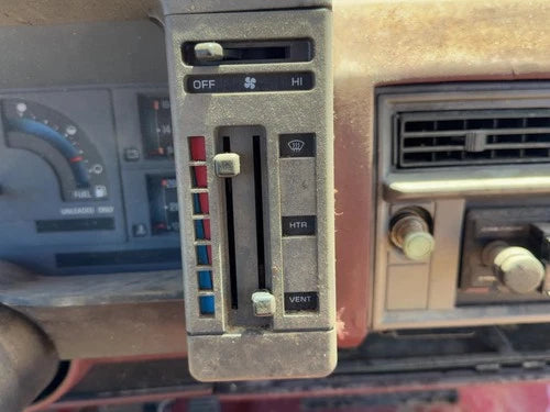 S10 Pickup Temperature Control Module In Dash Heater A/C Head Unit (1988–1993) – Genuine OEM