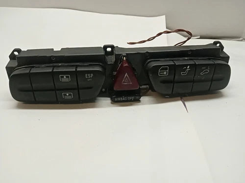 Mercedes W209 CLK500 CLK320 A/C Heater Climate Temp Control 2098300285 (2001–2005) – HVAC Replacement Part