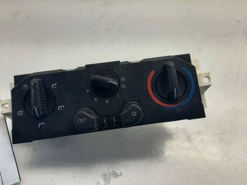GMC CANYON Temperature Control A/C Opt C60 (2004–2012) – Genuine OEM