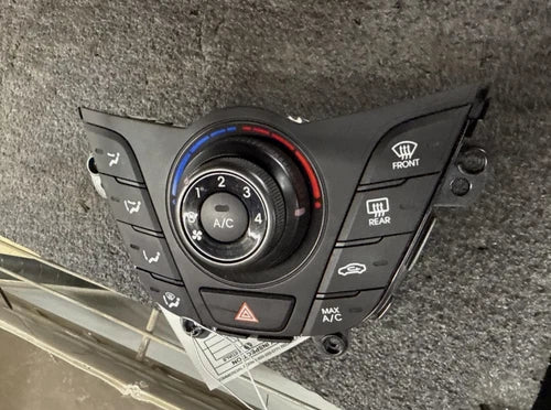 Hyundai Veloster Dull Finish HVAC Climate Control (2012–2017) – Genuine OEM