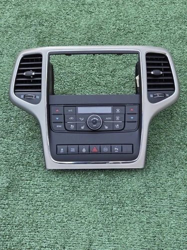Jeep Grand Cherokee HVAC Climate Control Temperature Bezel Trim (2011–2013) – HVAC Replacement Part