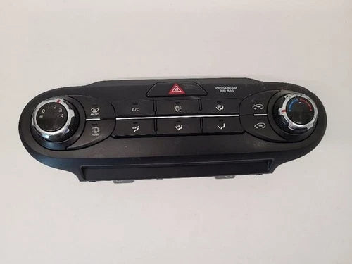 Kia Sorento HVAC Climate Control W/O Rear A/C (2016) – Genuine OEM