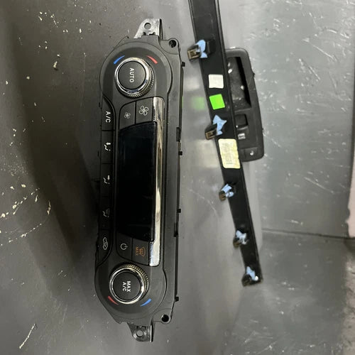 Ford ESCAPE Heat A/C (Climate Control) (2014) – Genuine OEM