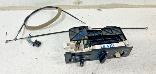 Tacoma & 4Runner SR5 HVAC heater A/C control panel heat temp A/C (1998–2000) – Genuine OEM