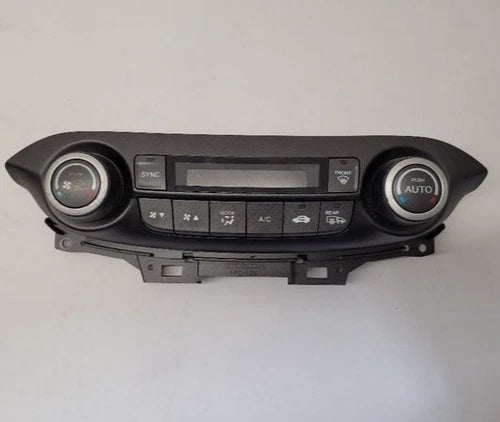 Honda CRV HVAC Climate Control (2012) – Genuine OEM