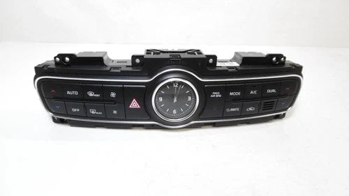 Kia Cadenza Auto Dual Climate Control w/ Clock (2014–2016) – Genuine OEM