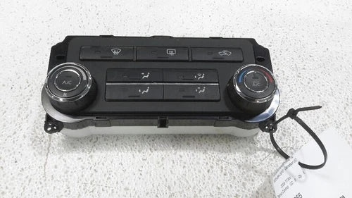 Nissan Titan A/C Climate Control Crew Cab Unit (2008–2011) – Genuine OEM