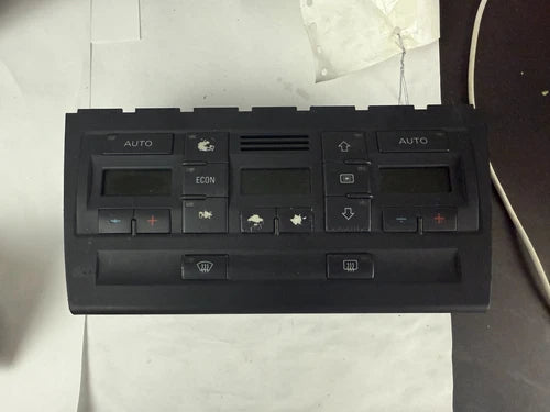 Audi A4 Quattro A/C HVAC Temperature Control Panel 8E0820043AC (2003–2005) – Genuine OEM