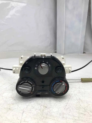 Nissan VERSA Sedan 2012 2013 HVAC Climate Control – Genuine OEM