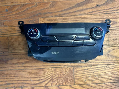 Nissan Murano 3.5L HVAC Control Component (2019) – Genuine OEM