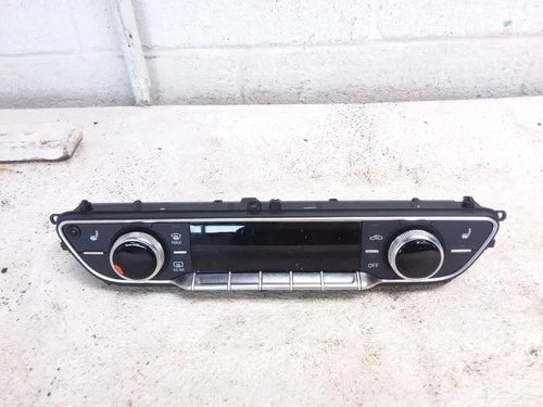 Audi SQ5 Front Automatic Temperature Controller (2020) – Genuine OEM