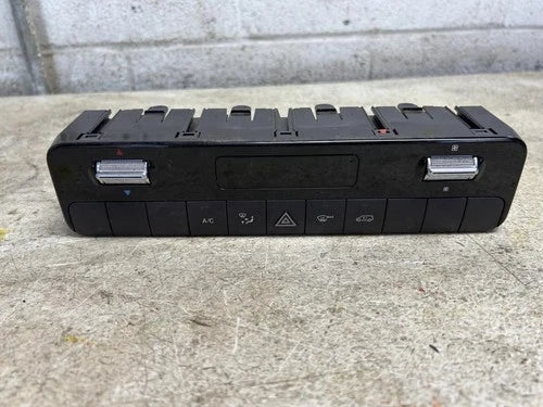 Mercedes-Benz SPRINTV45 Front Automatic Temperature Controller (2021) – Genuine OEM