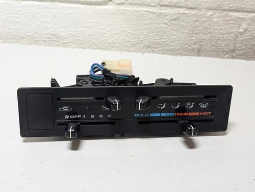 Nissan PICKUP A/C HEAT Climate Control (1986–1993) – Genuine OEM