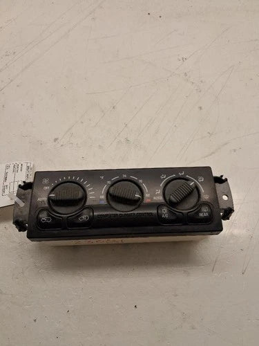 Chevy SUBURBAN 1500 Temperature Control (2000–2002) – Genuine OEM