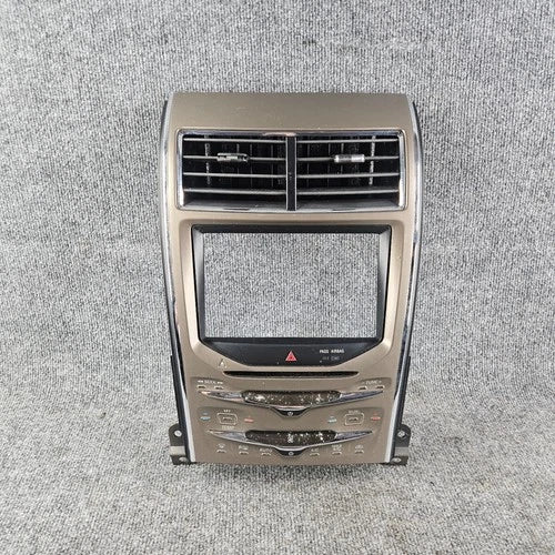 Lincoln MKX Radio Temperature A/C Climate Control Panel Bezel Vents (2011–2015) – Genuine OEM