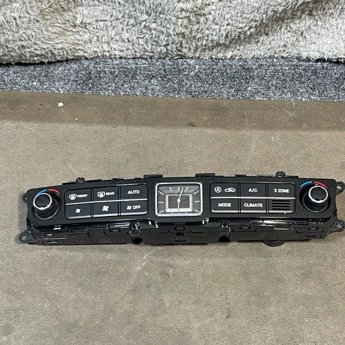 Hyundai Equus Climate Control Front Dash Mounted (2014–2016) – Genuine OEM