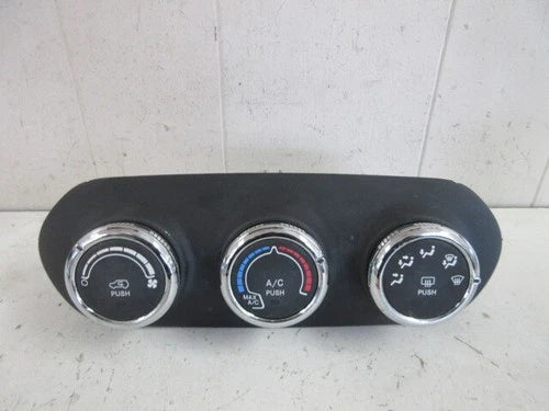 Jeep Renegade Heat A/C Temperature Control Unit (2015–2016) – Genuine OEM