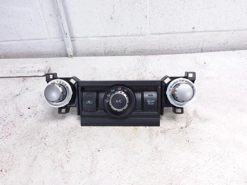 Toyota 4 RUNNER Front Automatic Temperature Controller (2024) – Genuine OEM