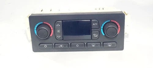 Chevrolet Silverado 3500 HVAC Control Component (2005–2006) – Genuine OEM