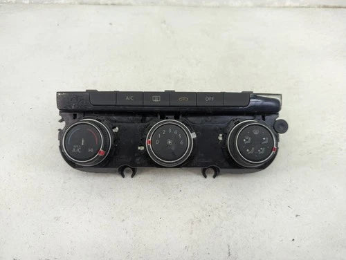 Volkswagen Jetta HVAC Climate Control Temperature (2019–2021) – Genuine OEM