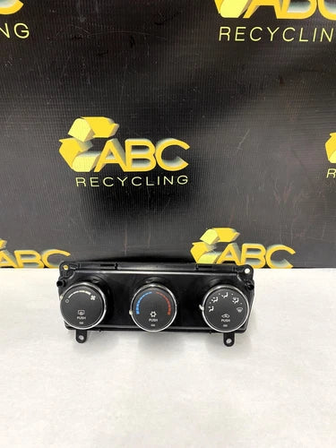 Dodge Nitro Front Climate Control Assembly ID 55111802AE (2007) – Genuine OEM
