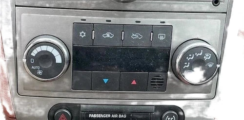 Chevrolet MALIBU HVAC Climate Control AUTO (2008–2012) – Genuine OEM