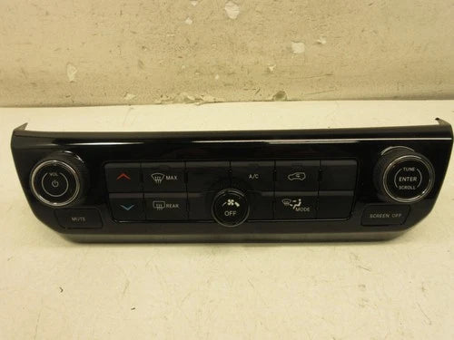Jeep Compass A/C Heater Temperature Radio Control Panel (2022–2024) – Genuine OEM