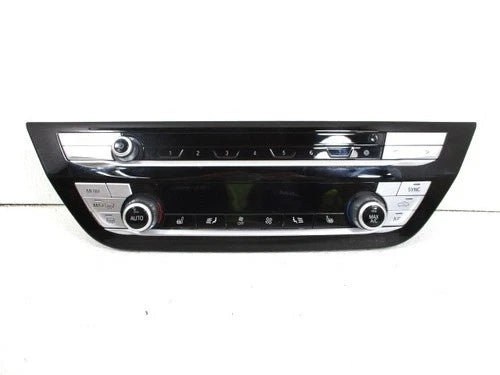 BMW X3 Front Auto Temperature A/C Control w/ Heated Seats (2018–2021) – Genuine OEM