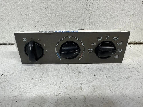 Ford Explorer Sport Trac climate A/C HVAC heat temp panel control unit (2001–2002) – HVAC Replacement Part