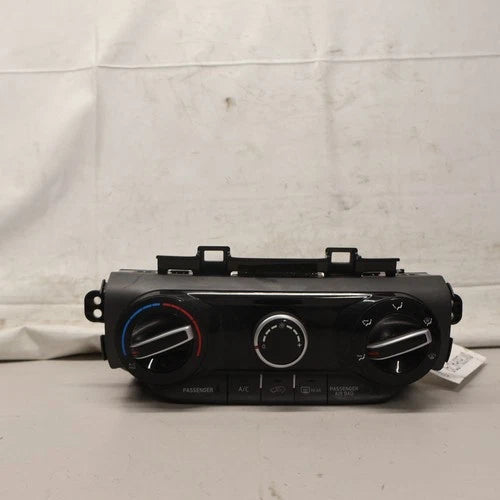 Hyundai Kona Manual HVAC Climate Control Unit (2022–2023) – Genuine OEM
