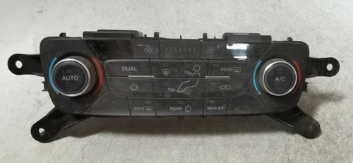 Ford TRANSIT Heater A/C Air Temperature Control Panel (2019–2020) – Genuine OEM