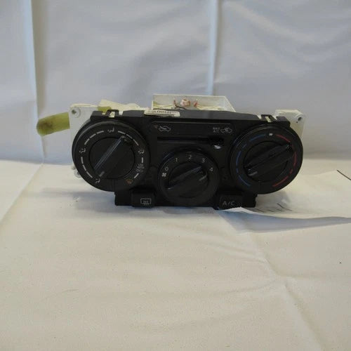Nissan NV 200 HVAC Climate Control Unit (2019–2021) – Genuine OEM
