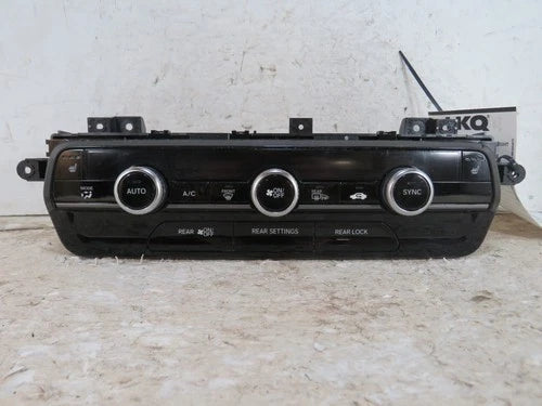 Honda Pilot Front Automatic HVAC Climate Control Canada (2023–2024) – Genuine OEM