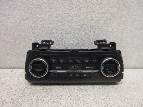Ford Escape Heat A/C Temperature Control Unit (2020–2022) – Genuine OEM