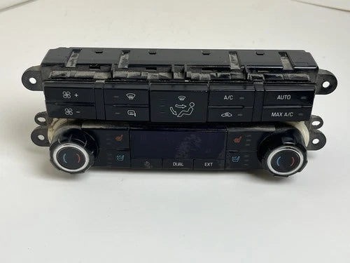 Ford F350 Automatic A/C Climate Control Temperature (2011) – Genuine OEM