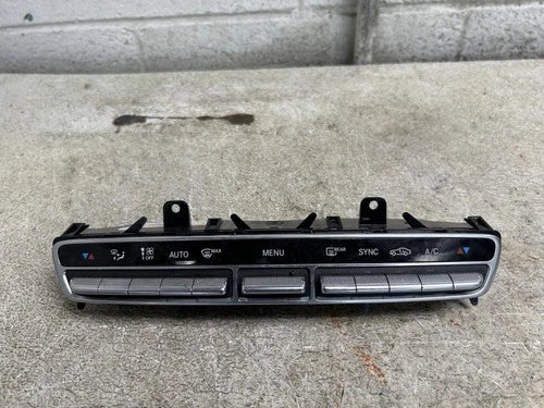 Mercedes-Benz C300 Automatic Temperature Controller (2020) – Genuine OEM