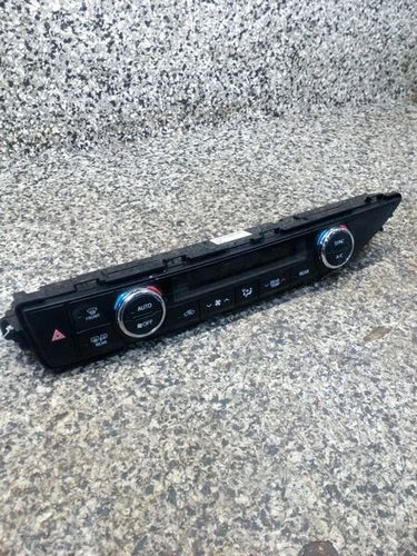 Toyota Highlander Automatic A/C Climate Control (2014–2019) – Genuine OEM