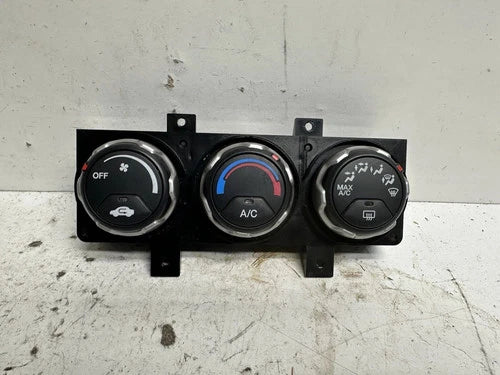 Honda CR-V LX EX Heat A/C Temp Climate Control Switch Panel HVAC (2002–2004) – Genuine OEM