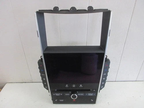 Infiniti Q50 Touchscreen Temperature & Audio Control Panel (2015–2019) – Genuine OEM