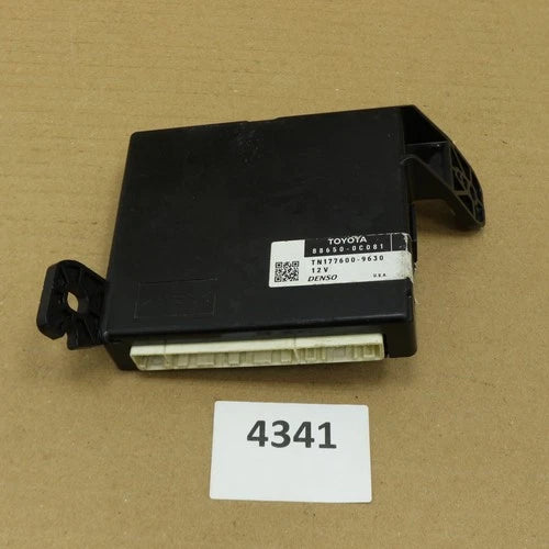 Toyota Sequoia 2008-13 HVAC Control Component – Genuine OEM
