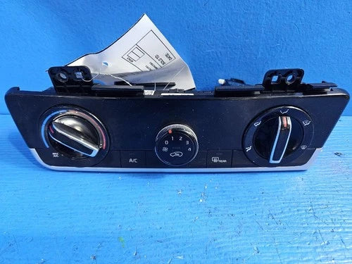 Kia Seltos Temperature Control US Market Climate (2021–2023) – Genuine OEM