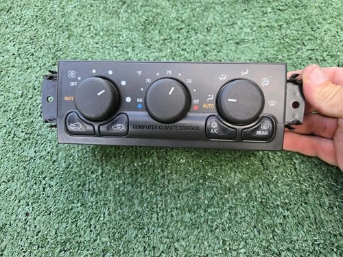Cadillac Escalade HVAC Climate Control Switch Hvac (2002) – Genuine OEM