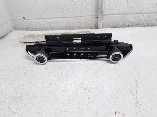 Chevrolet COLORADO Front Single Zone Automatic Temperature Controller (2024) – Genuine OEM