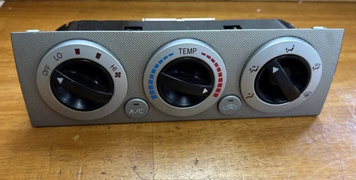Toyota Tacoma Automatic HVAC Climate Control (2005–2010) – Genuine OEM