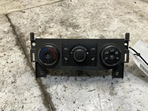 Chevy HHR HVAC Climate Control Heated Seat OPT KA1 Used (2006) – HVAC Replacement Part
