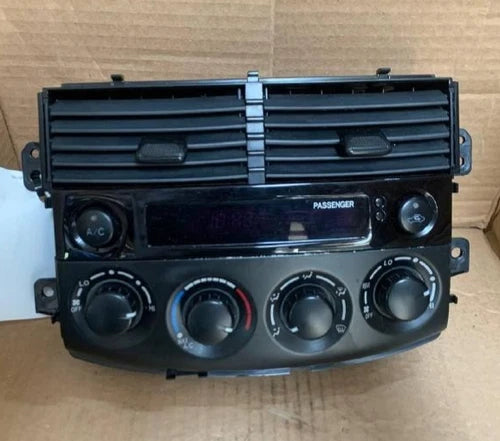 Toyota Sienna Manual HVAC Climate Control Temperature Used (2006–2010) – HVAC Replacement Part